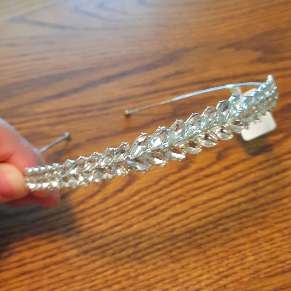 Brand New Rhinestone Headband